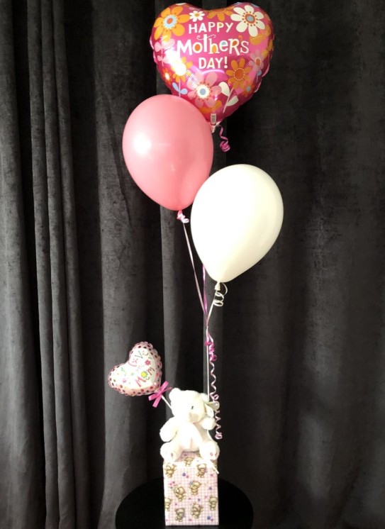 Birthday Balloon Centrepiece 