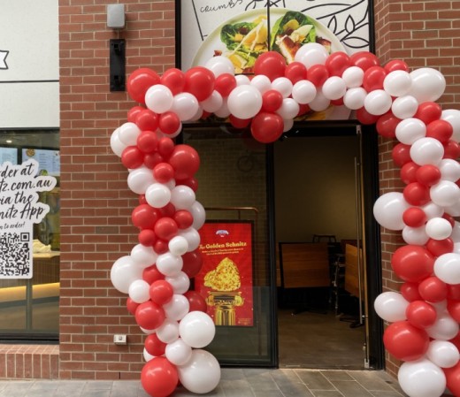 corporate event balloon arch