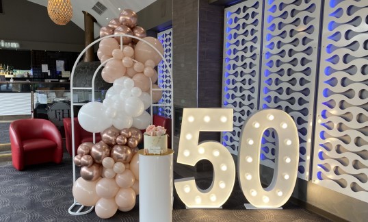 balloon arch