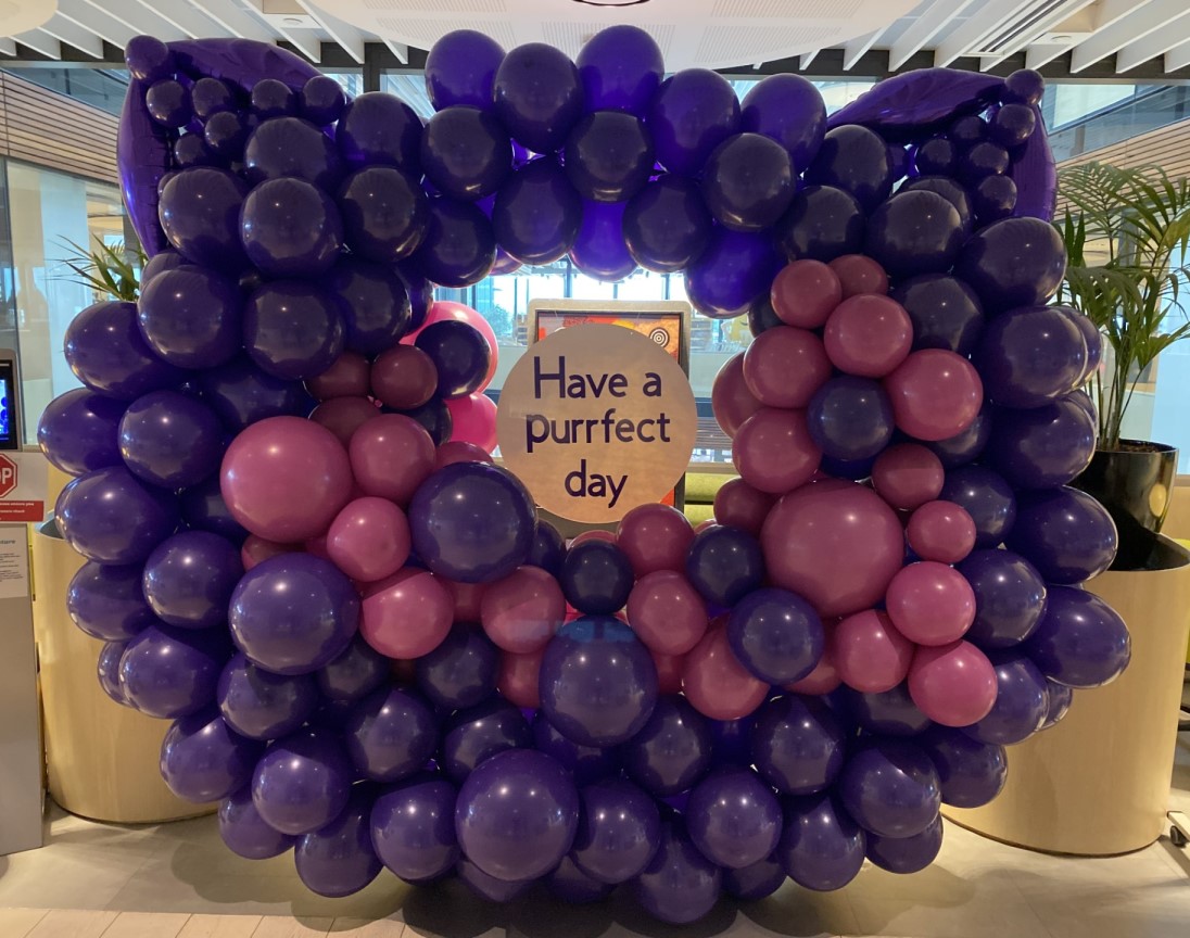 Balloon Floor Display