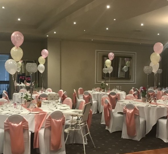 private function balloon centrepieces