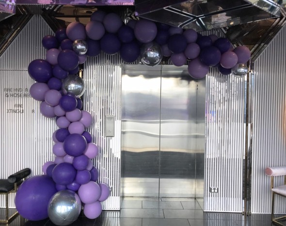 corporate event balloon arch