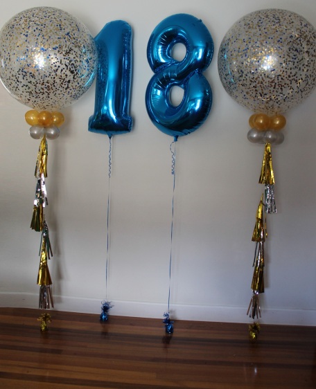 Balloon Floor Display
