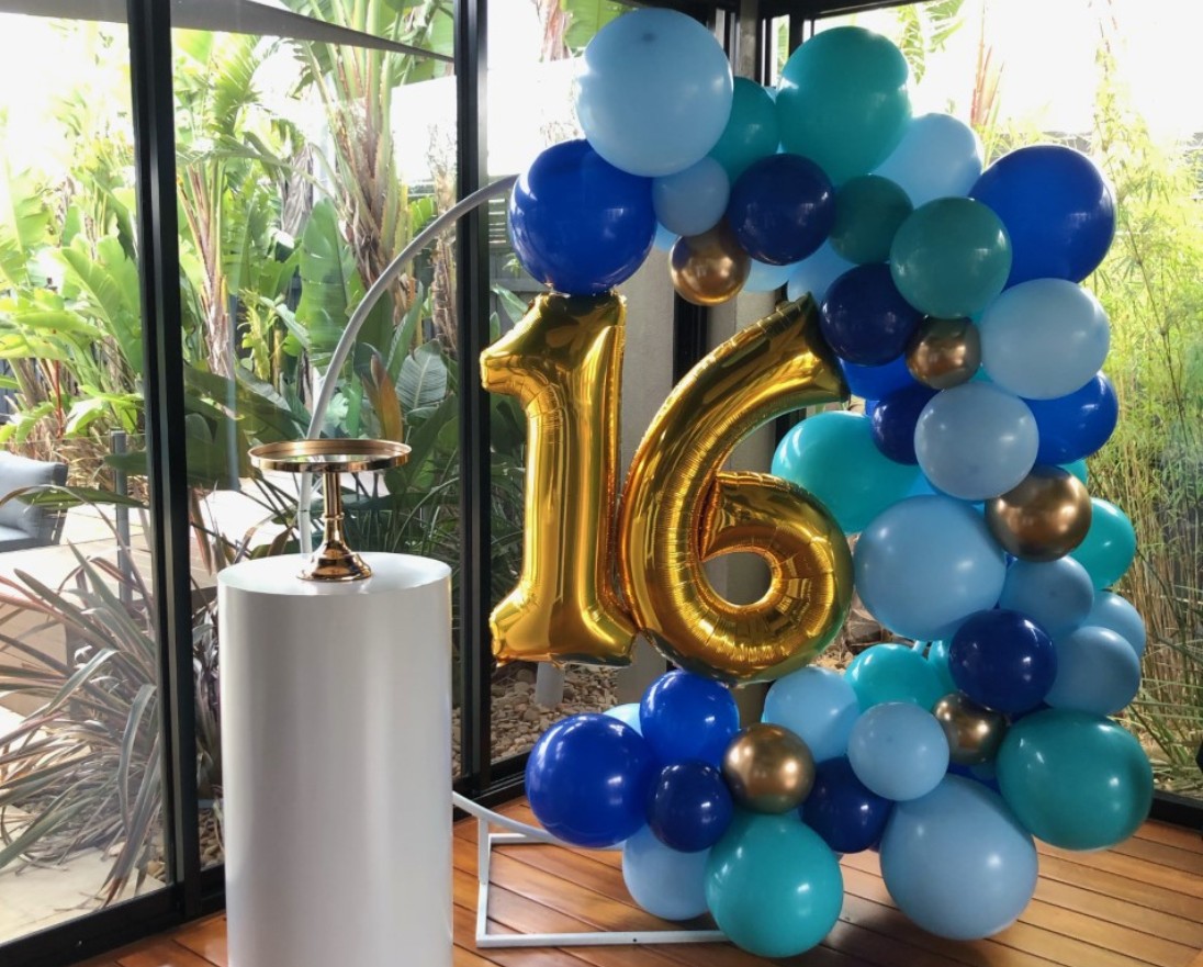 balloon arch
